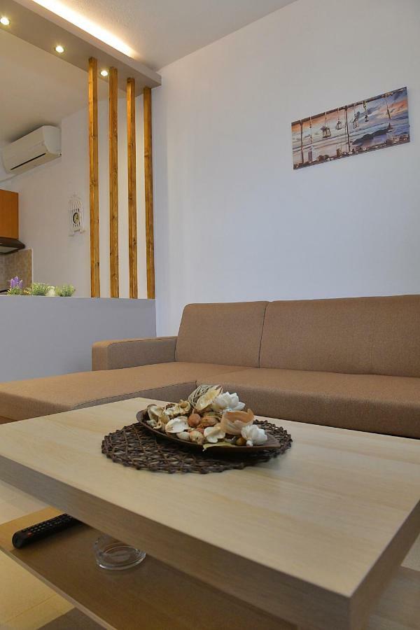 פסאקודיה Elaionas Apt. מראה חיצוני תמונה